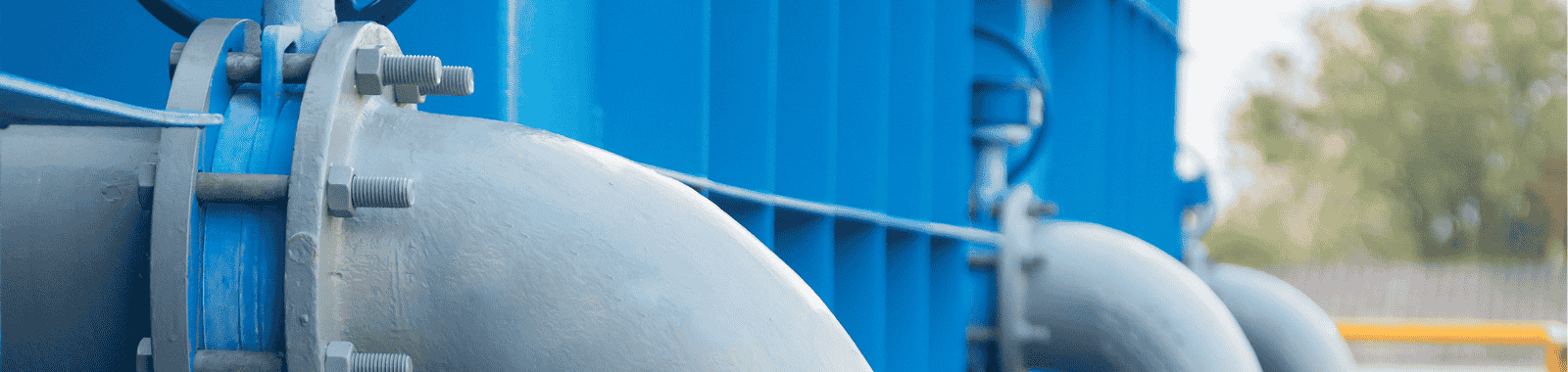 Laboratory testing closed system water samples for corrosion and inhibitor performance